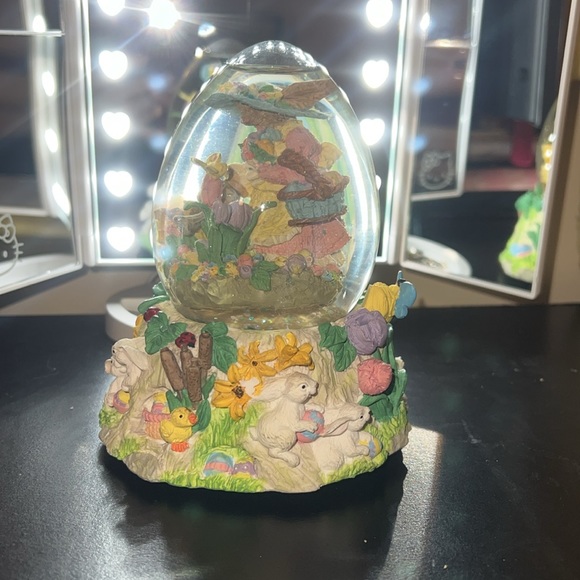 Vintage 90s Easter Bunny Music water Snow Globe Ceramic Peter Cotton Tale - Picture 4 of 10